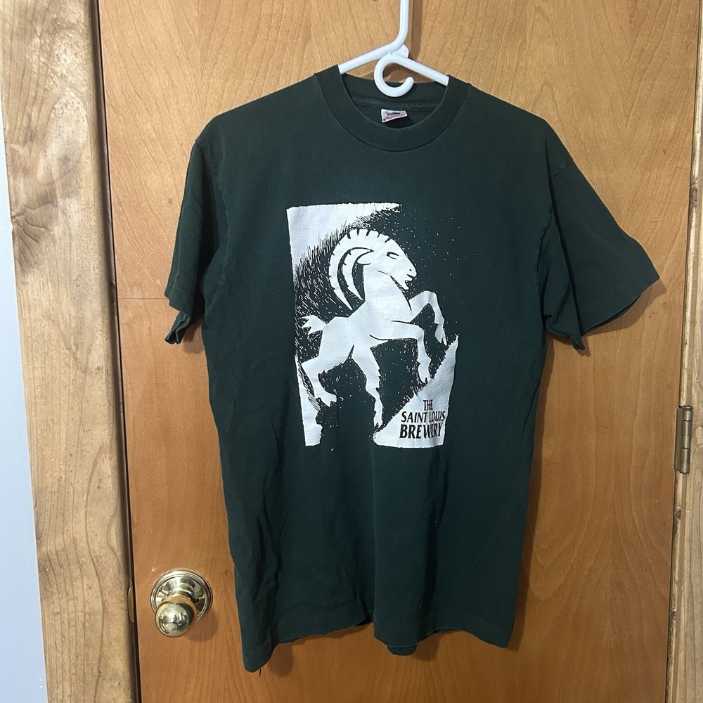 VTG The Saint Louis Brewery Men T-Shirt Size Large Green 100% Cotton